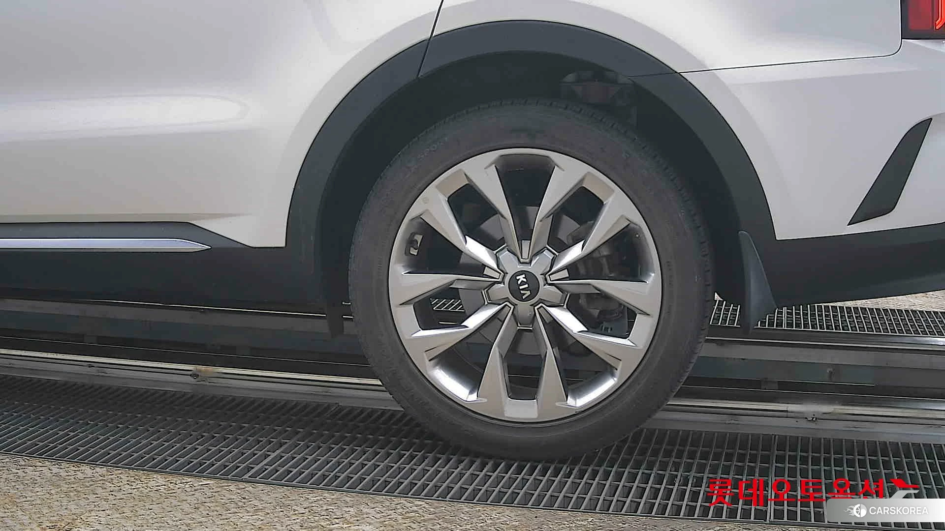 Kia Sorento id 3869384 из Кореи 14