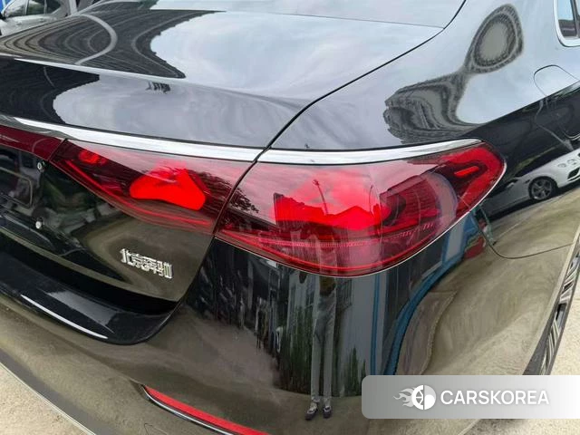 Mercedes-Benz E-Class id 4387266 из Китая 14