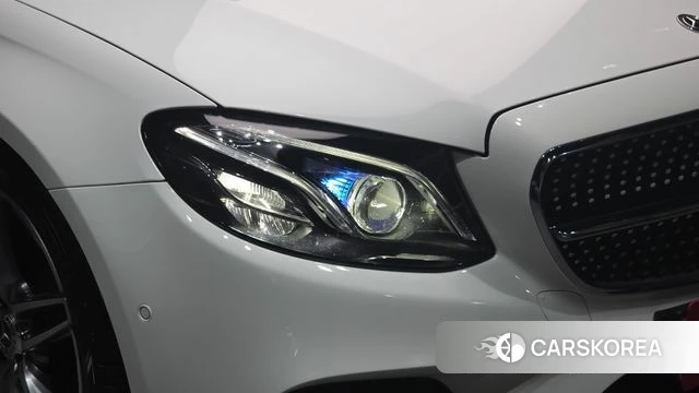 Mercedes-Benz E-Class W213 id 4698814 из Кореи 14