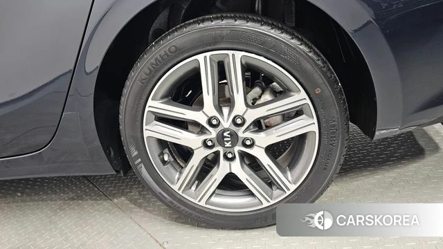Kia Come New K3 id 4384471 из Кореи 14