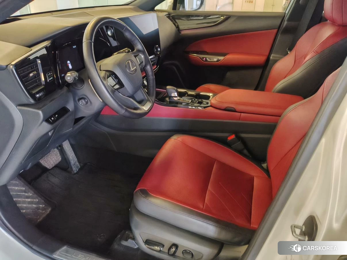 Lexus NX PHEV id 4498690 из Китая 14