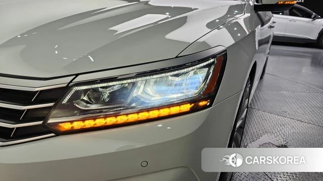 Volkswagen The New Passat id 4626281 из Кореи 14