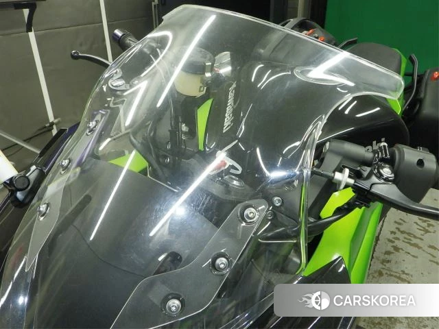 Kawasaki NINJA 1000 ABS id 3946954 из Японии 14