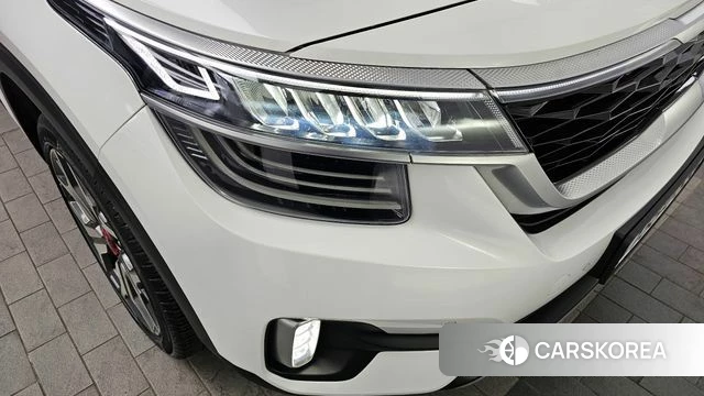 Kia Seltos id 4267969 из Кореи 14