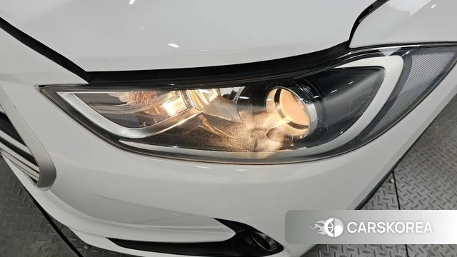 Hyundai Avante AD id 4605260 из Кореи 14