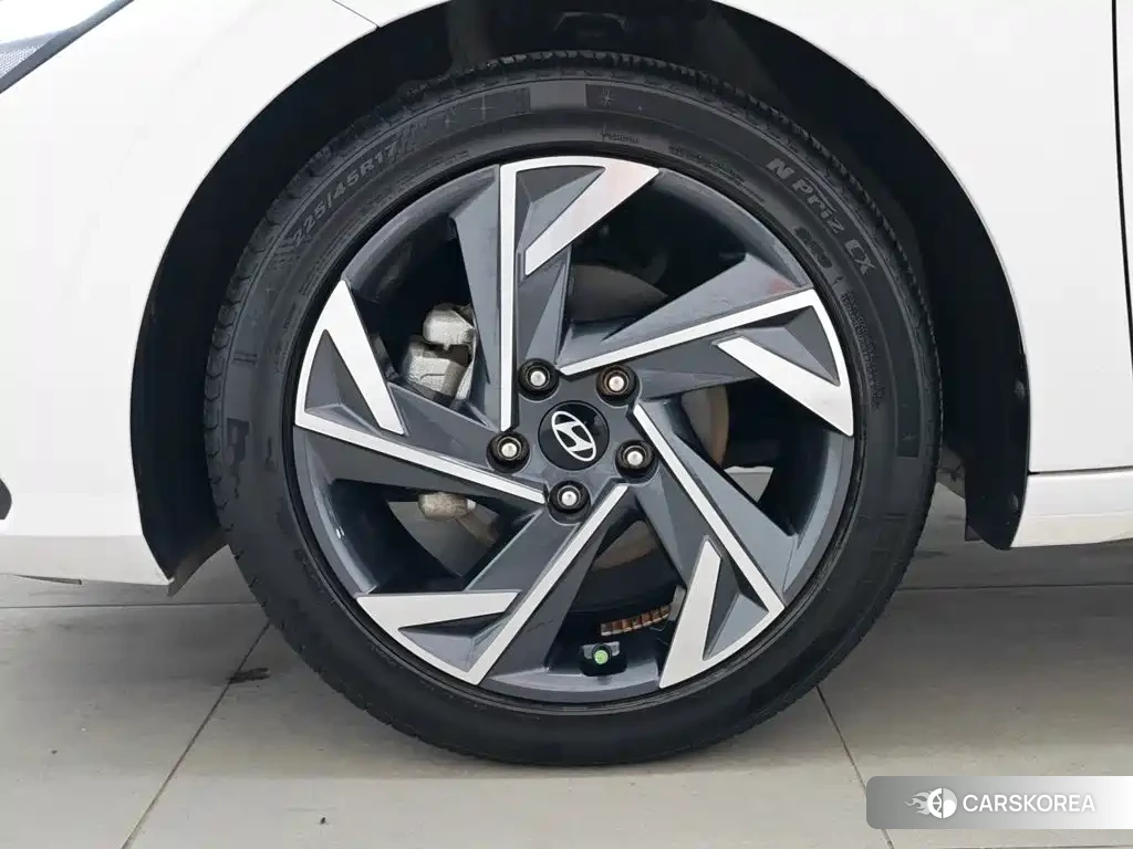 Hyundai Elantra id 4577639 из Китая 14