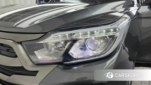 Ssangyong The New Rexton Sports Cannes id 4488900 из Кореи 14