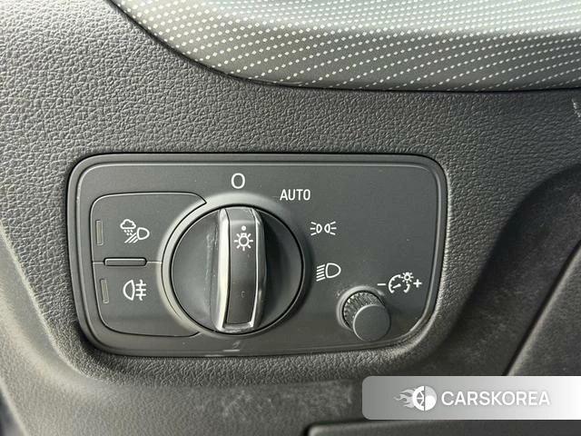 Audi Q2L id 4207421 из Китая 14