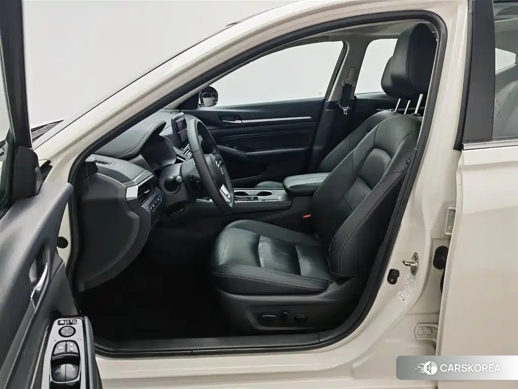 Nissan Altima id 4565435 из Китая 14