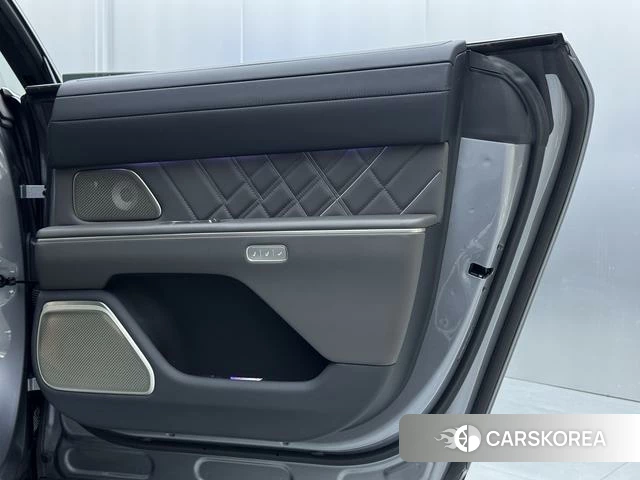 Weilai ET9 id 3913839 из Китая 14