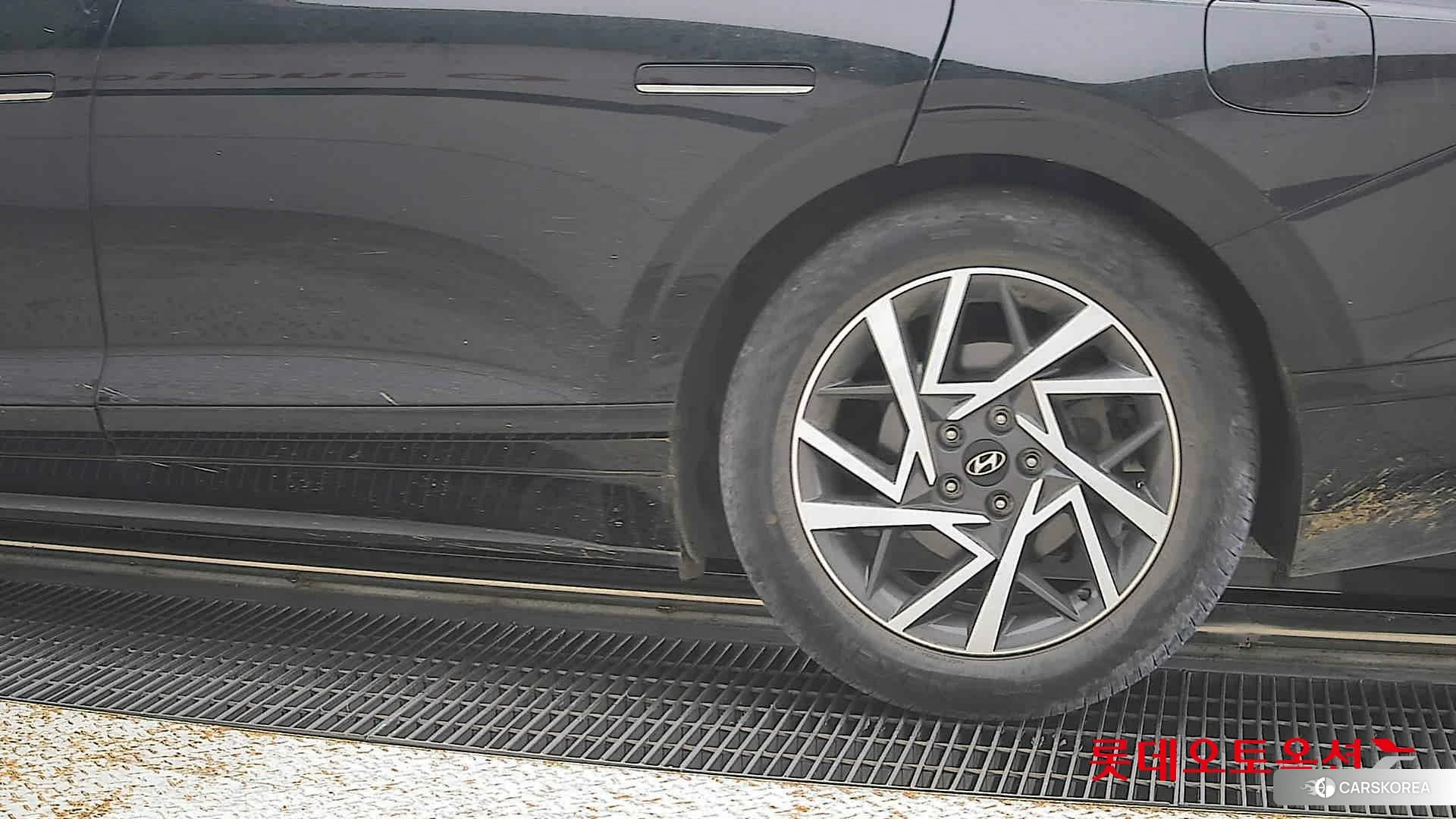 Hyundai Grandeur Hybrid id 4902542 из Кореи 14