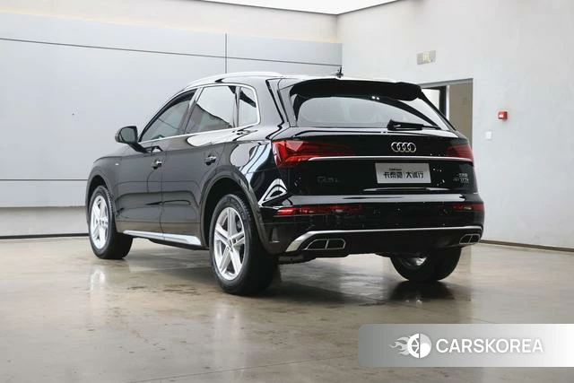 Audi Q5L id 4313696 из Китая 14