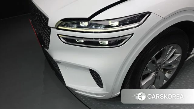 Genesis GV70 id 4230876 из Кореи 14