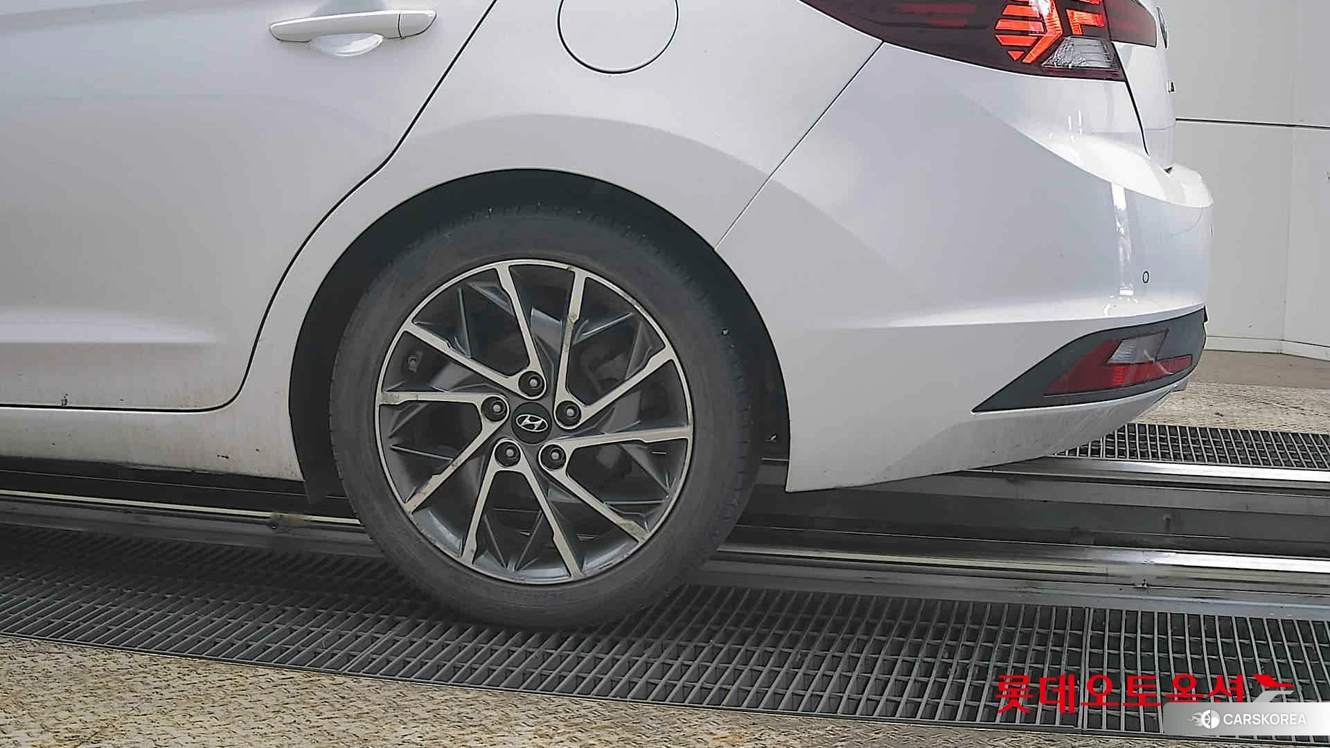 Hyundai Avante id 3869276 из Кореи 14