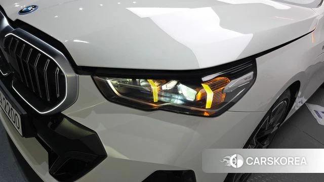 BMW 5 Series (G60) id 4359986 из Кореи 14