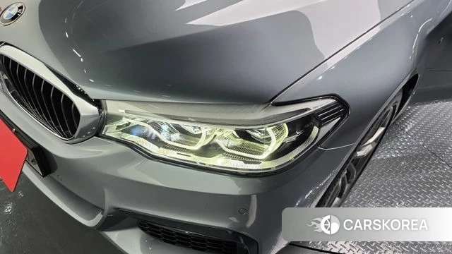 BMW 5 Series (G30) id 4188215 из Кореи 14