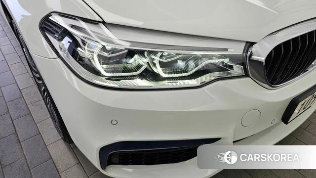 BMW 5 Series (G30) id 4446072 из Кореи 14