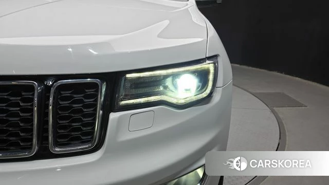 Jeep Grand Cherokee id 4310955 из Кореи 14