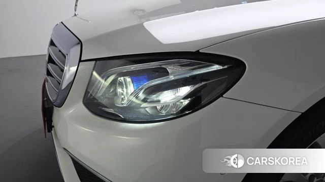 Mercedes-Benz E-Class W213 id 4490305 из Кореи 14