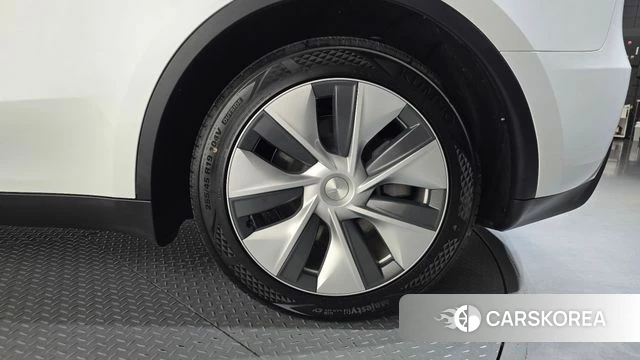 Tesla Model Y id 4757670 из Кореи 14