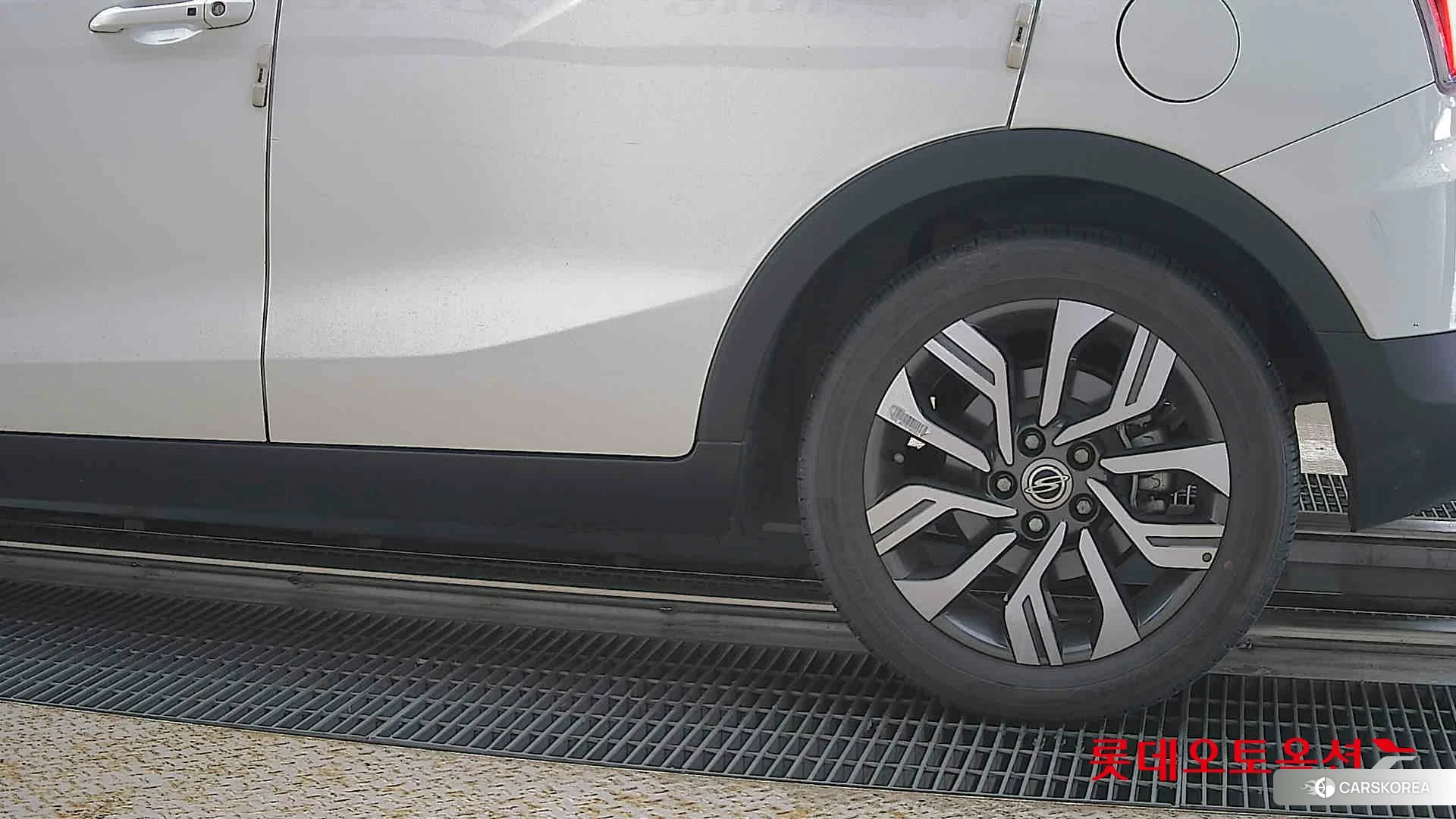 SsangYong Tivoli id 4289659 из Кореи 14