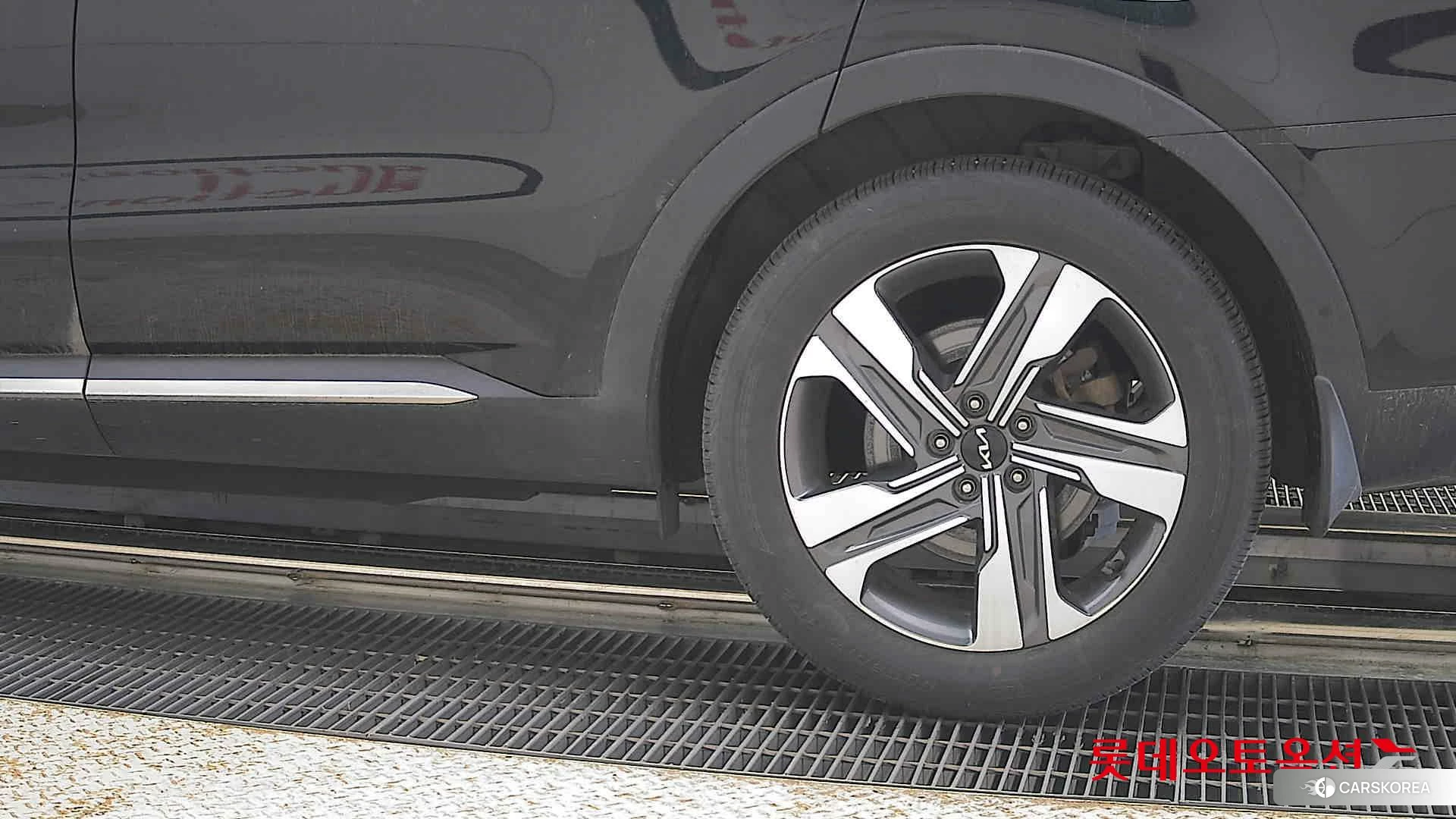 Kia Sorento Hybrid id 4296906 из Кореи 14