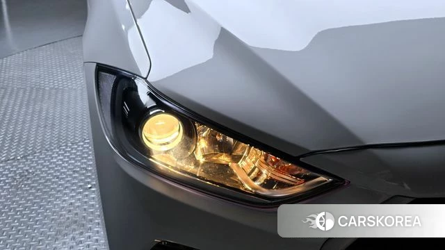 Hyundai Avante AD id 4397783 из Кореи 14