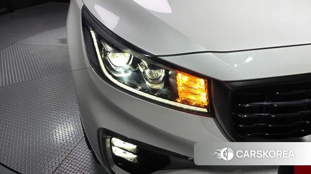 Kia The New Carnival id 4693477 из Кореи 14