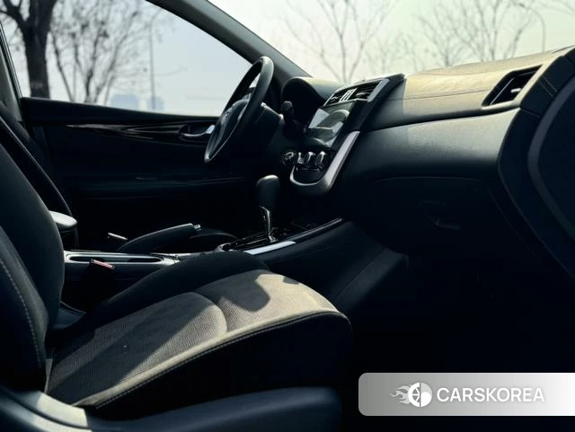 Nissan TIIDA id 4254584 из Китая 14