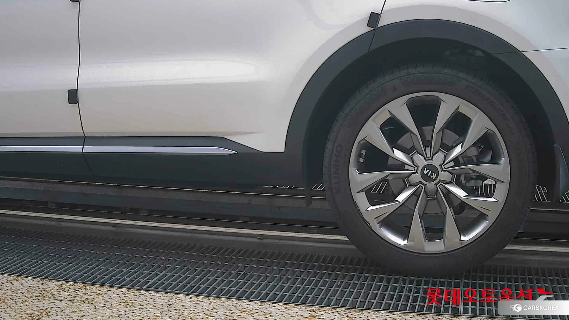 Kia Sorento id 4902375 из Кореи 14
