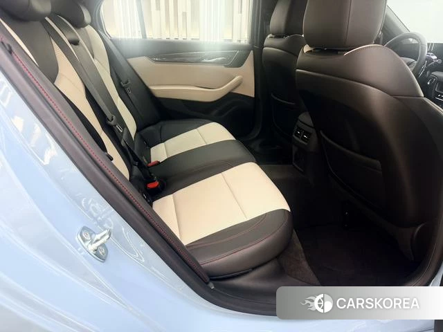 Cadillac CT5 id 3927134 из Китая 14