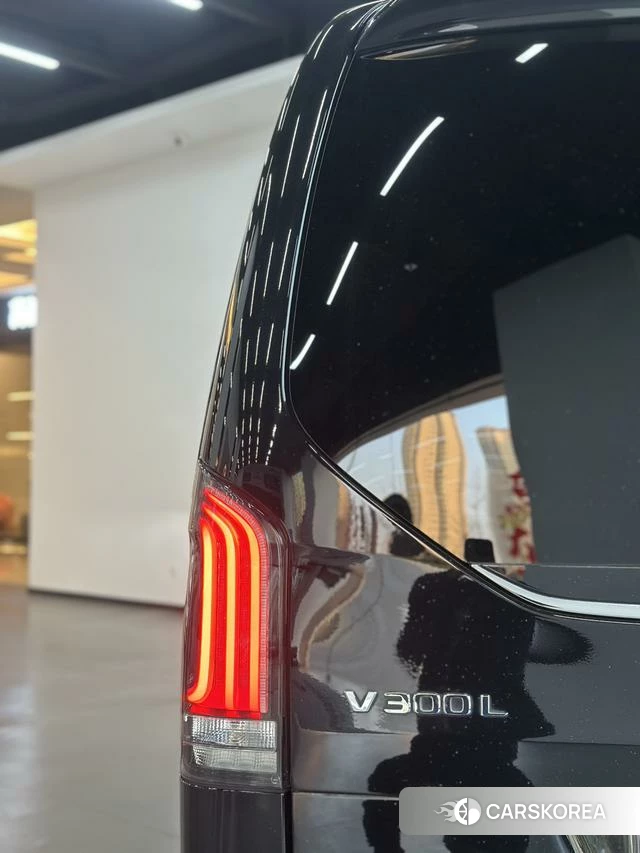 Mercedes-Benz V-class id 4272612 из Китая 14