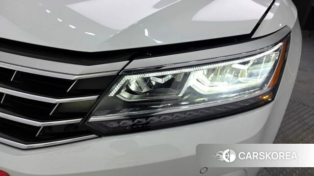 Volkswagen The New Passat id 4536498 из Кореи 14