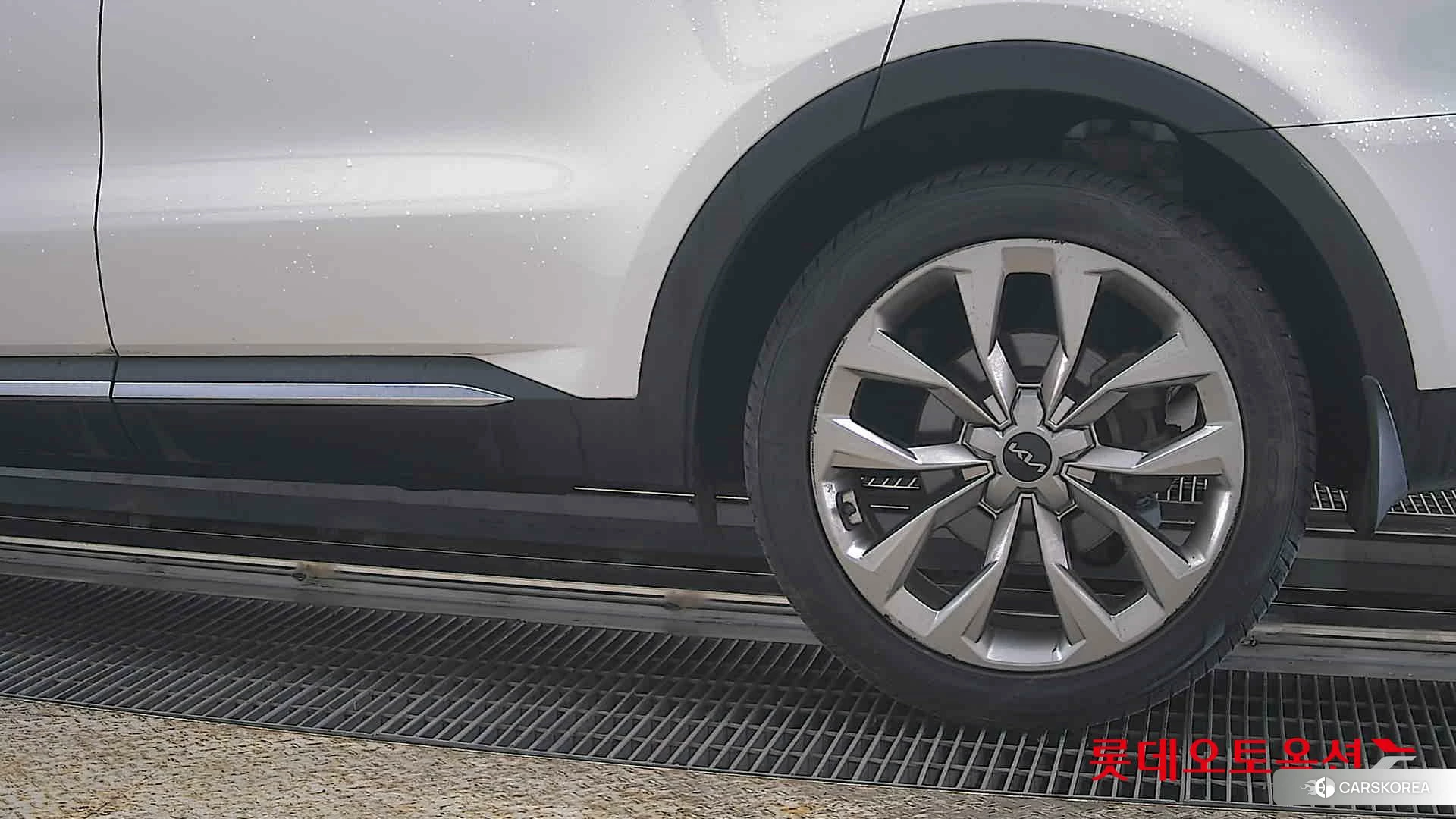 Kia Sorento id 3869404 из Кореи 14