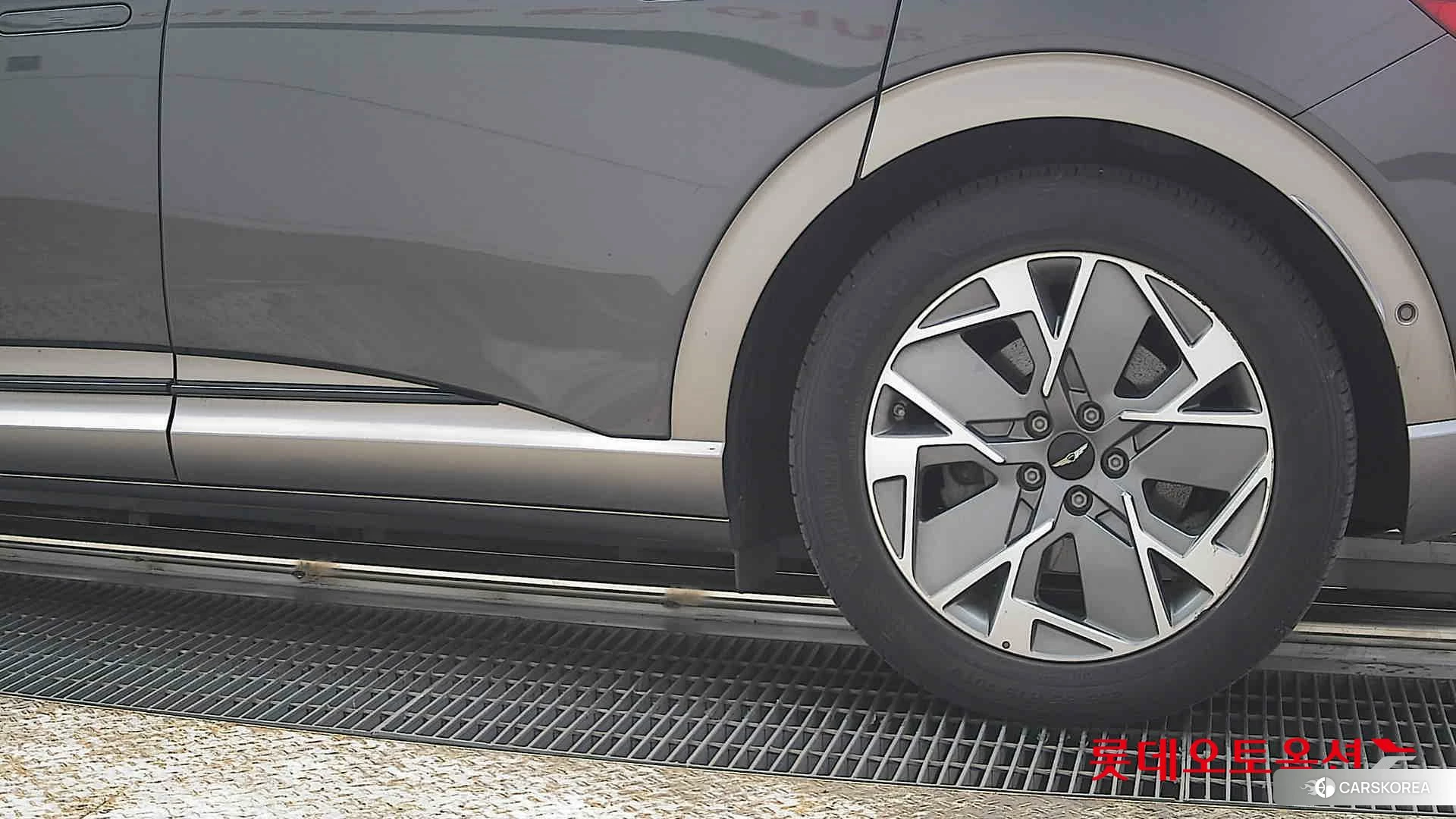 Hyundai GV60 id 3875834 из Кореи 14