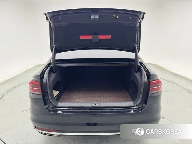 Volkswagen Huiang id 4258582 из Китая 14