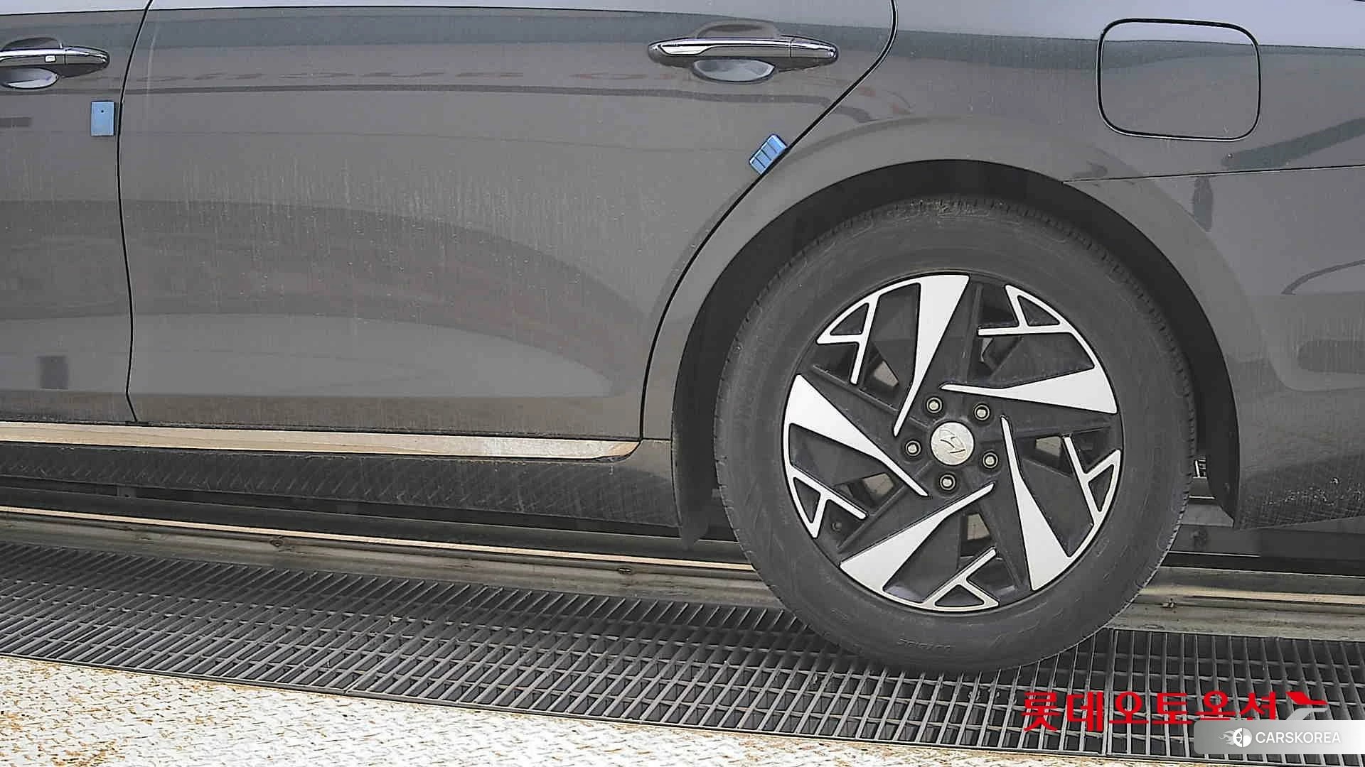 Hyundai Grandeur Hybrid id 4289392 из Кореи 14