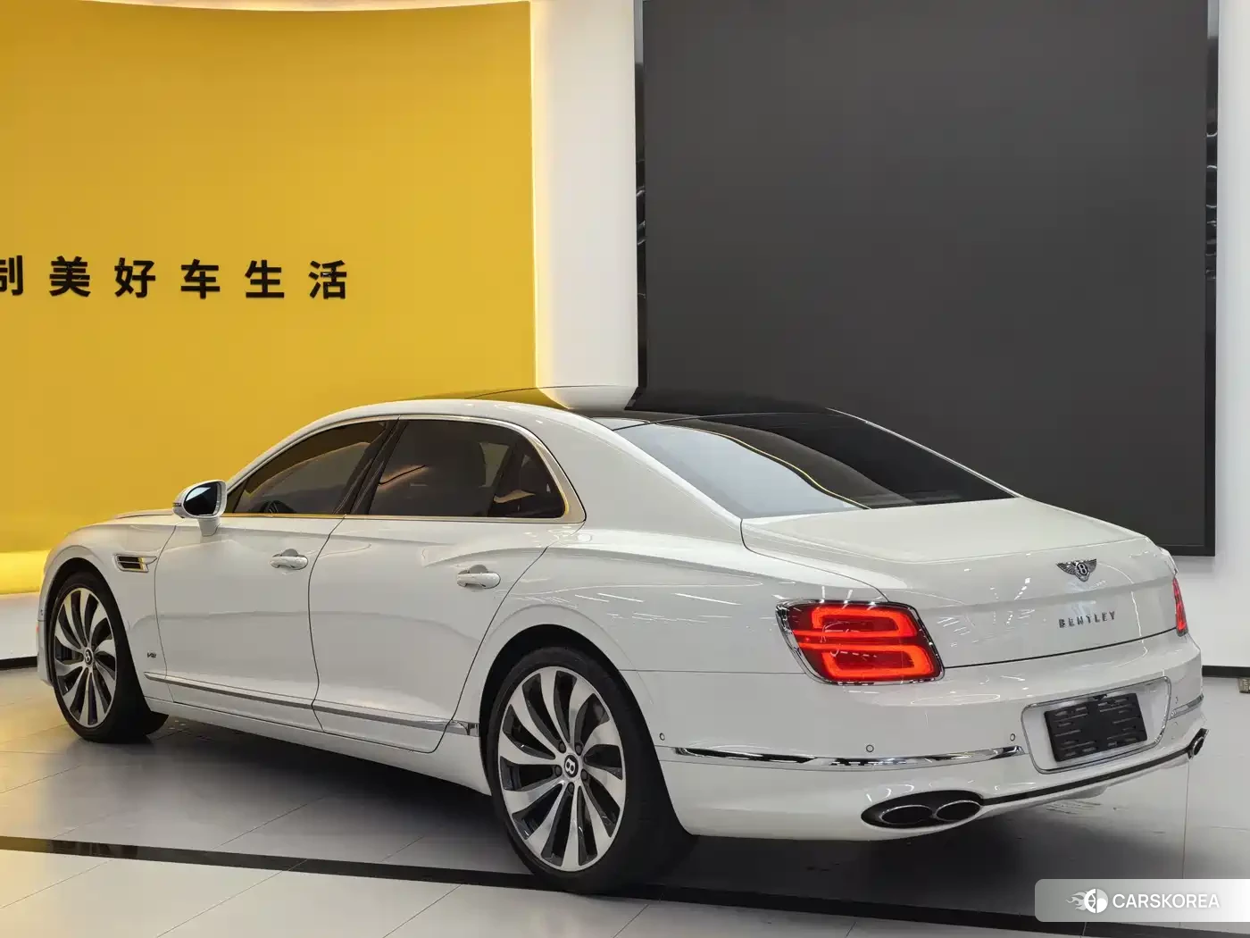 Bentley Flying id 4578329 из Китая 14
