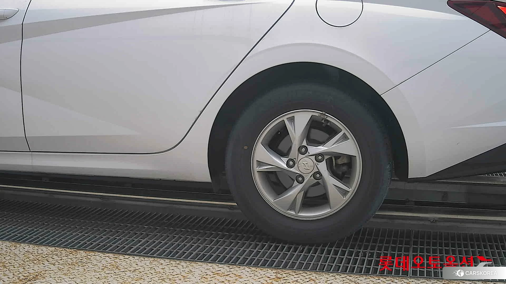 Hyundai Avante id 4674130 из Кореи 14