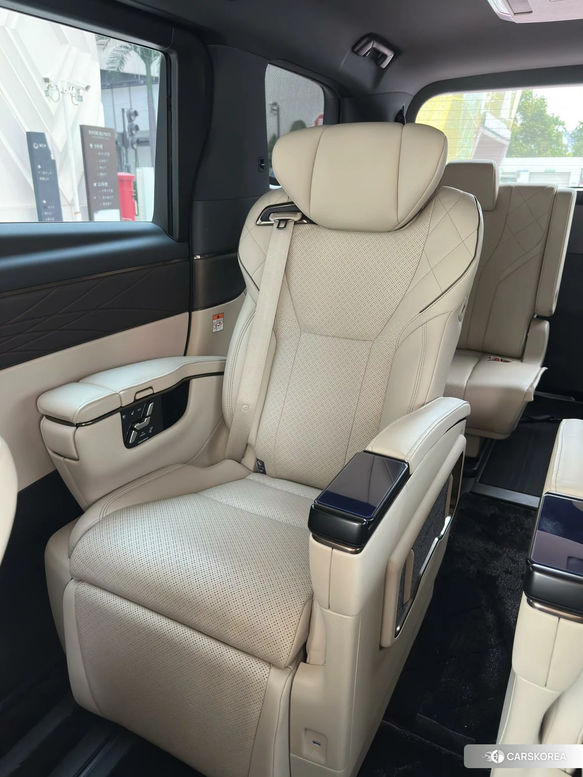 Toyota Vellfire id 4513971 из Китая 14