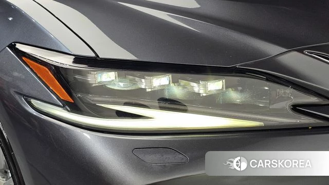 Lexus ES300h 7th generation id 4619264 из Кореи 14