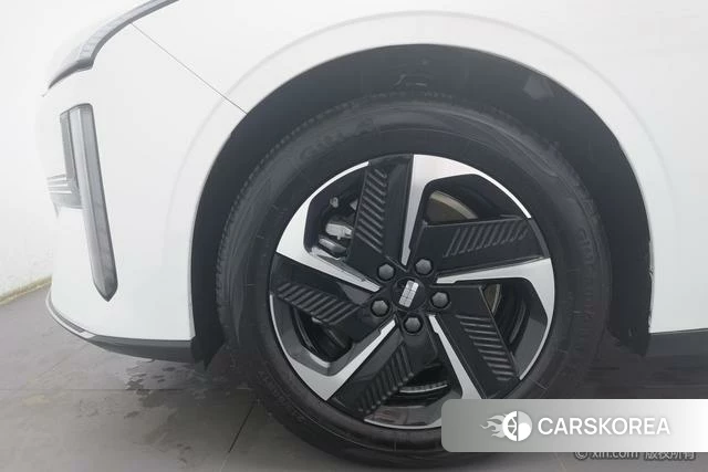 Geely Galaxy Galaxy L6 id 4254291 из Китая 14