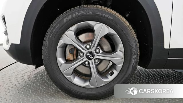 Kia Seltos id 4344927 из Кореи 14