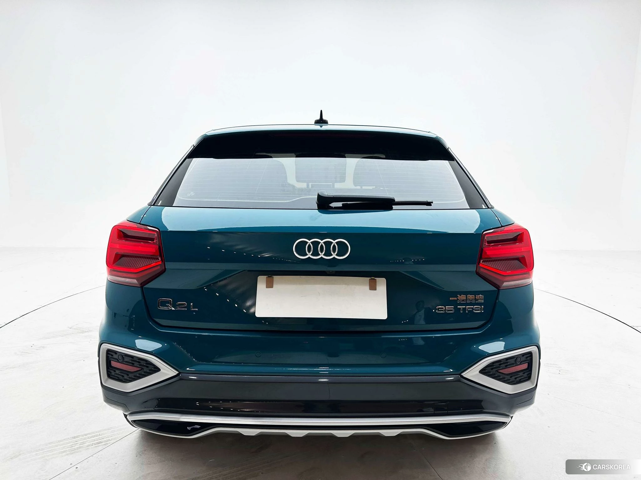 Audi Q2L id 4413275 из Китая 14