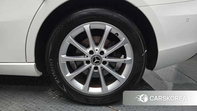 Mercedes-Benz A-Class W177 id 4402850 из Кореи 14