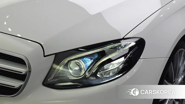 Mercedes-Benz E-Class W213 id 4663081 из Кореи 14