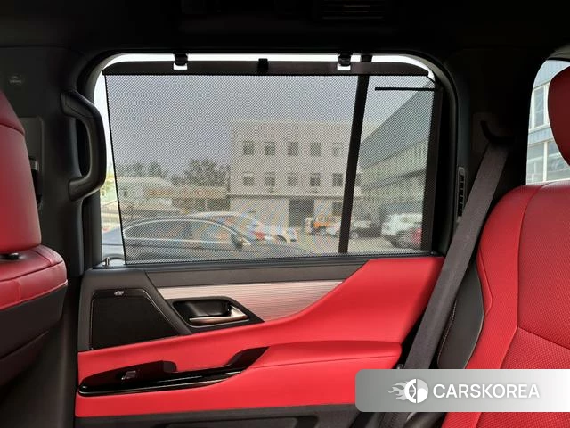 Lexus LX id 4273584 из Китая 14