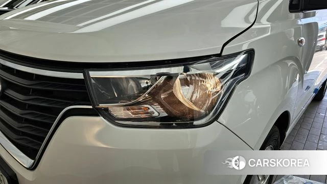 Hyundai The New Grand Starex id 4284654 из Кореи 14