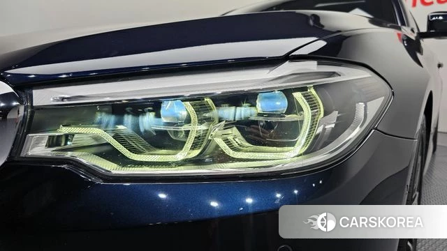 BMW 5 Series (G30) id 4632867 из Кореи 14