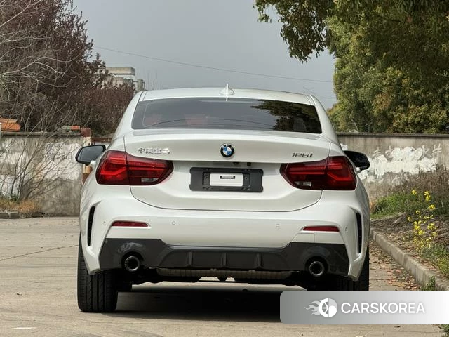 BMW 1 series id 4219576 из Китая 13